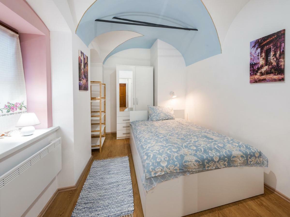 Codelli Deluxe City Centre Apartments Ljubljana Exterior photo